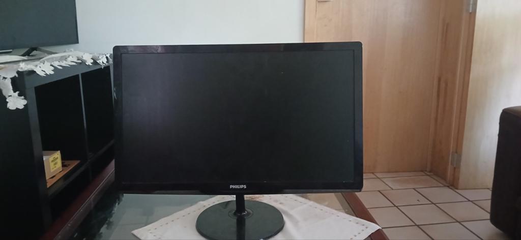 Philips 243V5L, Informatique & Logiciels, Moniteurs, Gaming, HDMI, IPS, 1 à 2 ms