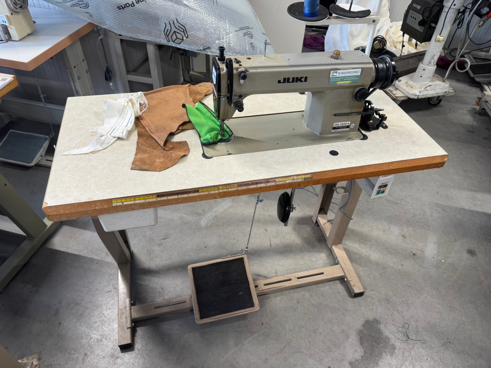 Industriele naaimachine juki rechtstik nieuwe motor 220v, Overige merken, Gebruikt, Ophalen of Verzenden, Naaimachine