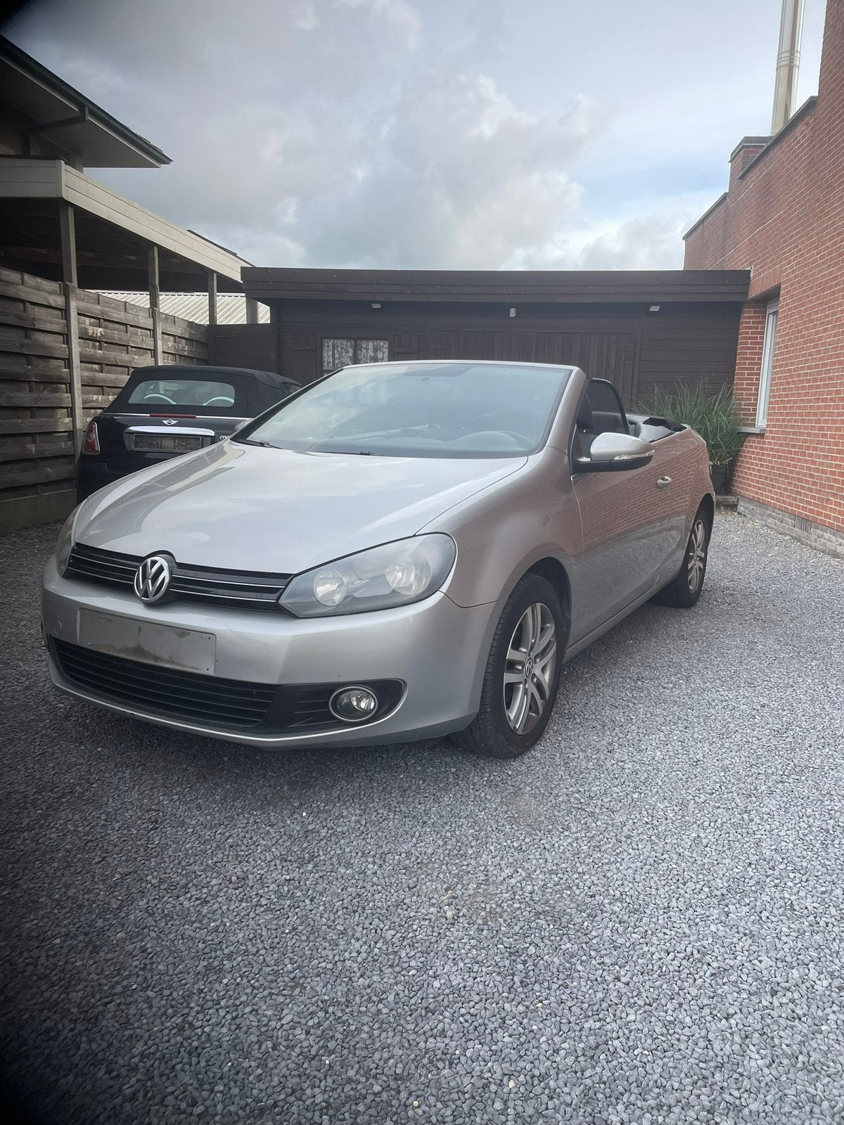 Vw golf 6 cabrio 1.6 Tdi, Auto's, Volkswagen, Voorwielaandrijving, Euro 5, Stof, 4 cilinders