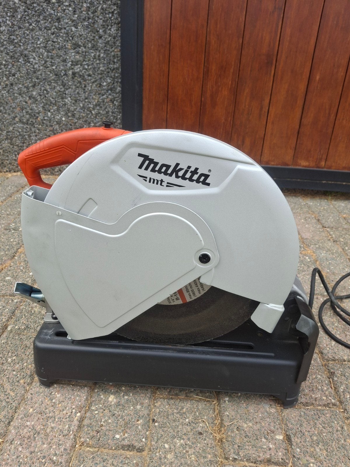 afkort metaal of hout zaag, Ophalen, 70 mm of meer, Zo goed als nieuw, Makita