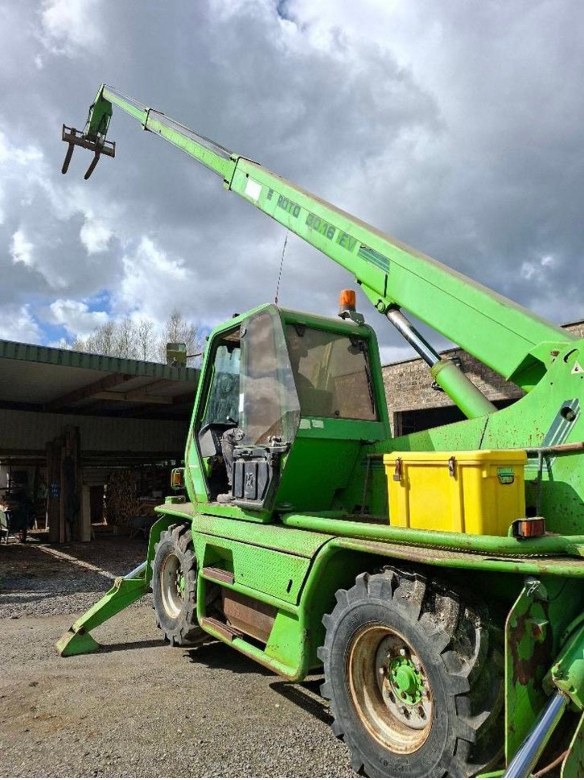 Merlo roto, Ophalen, Verreiker