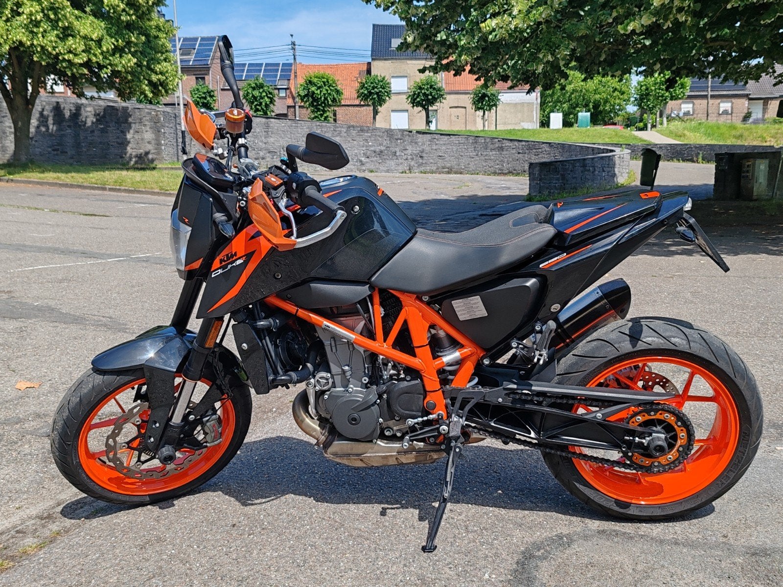 KTM Duke 690 R, Motoren, Particulier