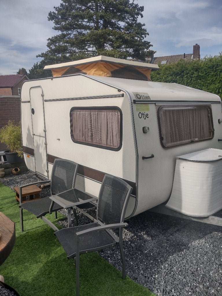 Oldtimer Otten eribette compacte Caravan, Coin salon convertible, Jusqu'à 4 m, Poêle, Particulier