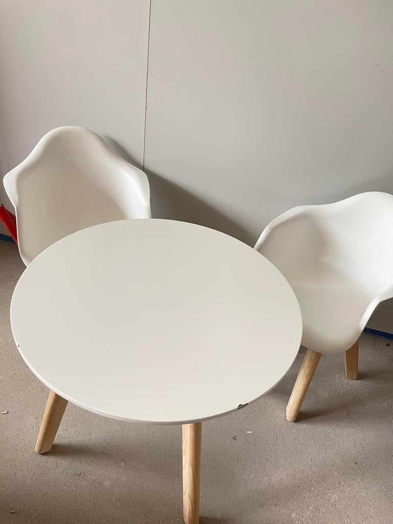 Kindertafel en kuipstoeltjes, Kinderen en Baby's, Ophalen, Zo goed als nieuw