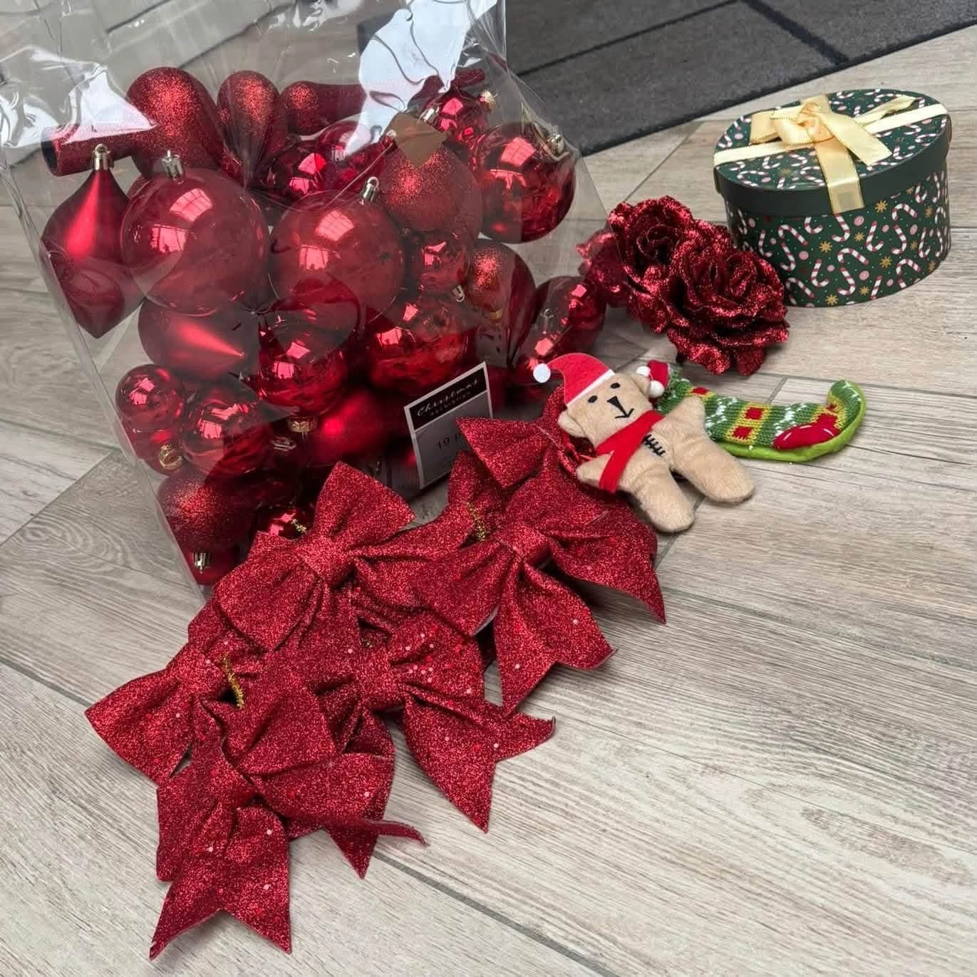 Kerstversiering rood., Ophalen of Verzenden, Zo goed als nieuw