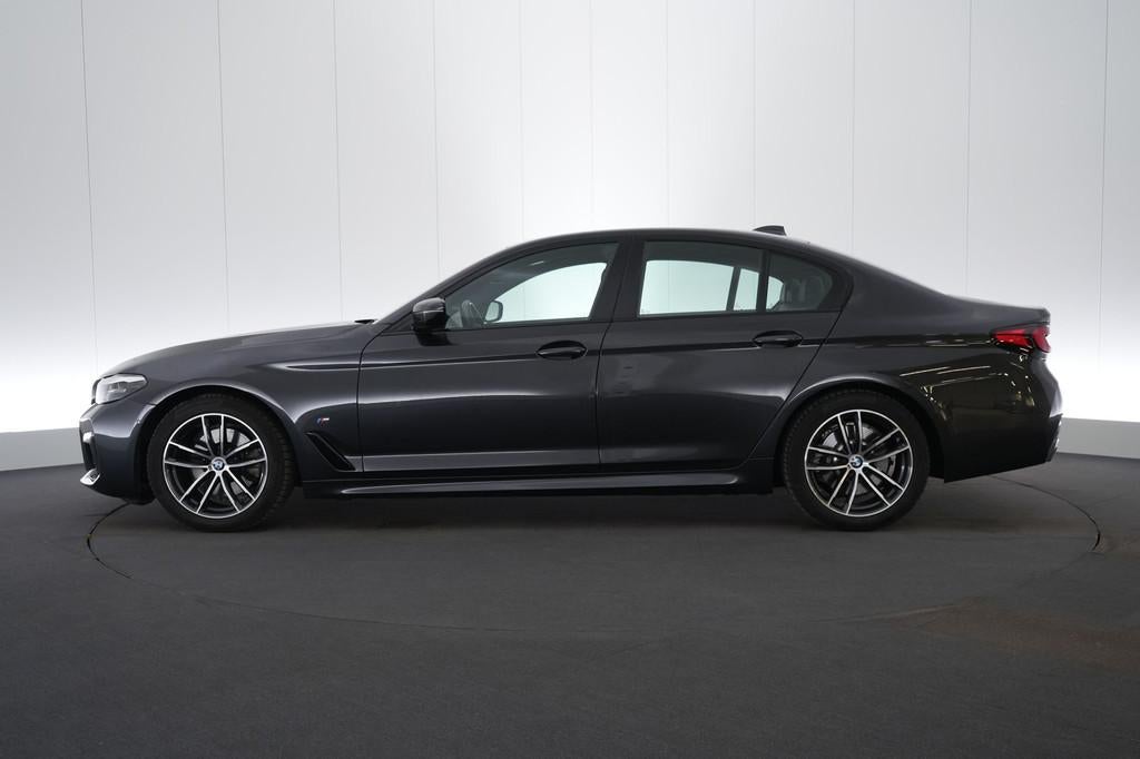 (2AAX737) BMW 5 BERLINE, Cuir, Entreprise, Carnet d'entretien, Automatique