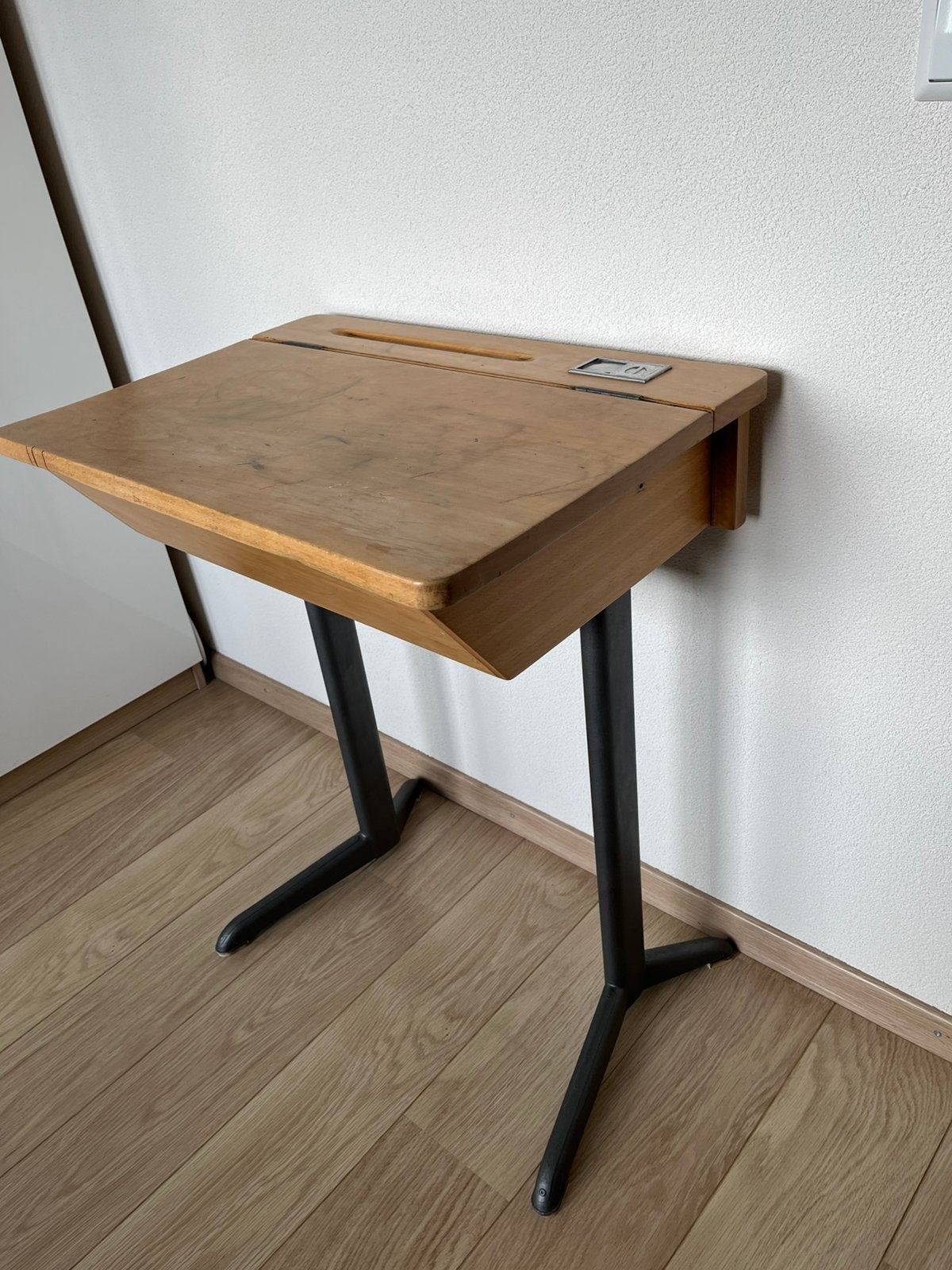 School bureau, Huis en Inrichting, Ophalen, Gebruikt