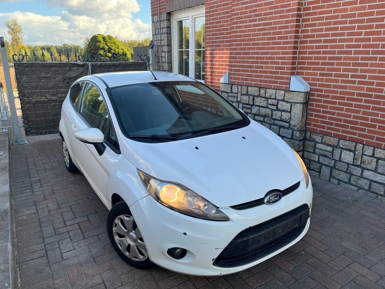 Ford Fiesta te koop   Bouwjaar : 2010  Kilometers : 298.000, Auto's, Euro 5, Bedrijf, Fiësta, https://public.car-pass.be/recalls