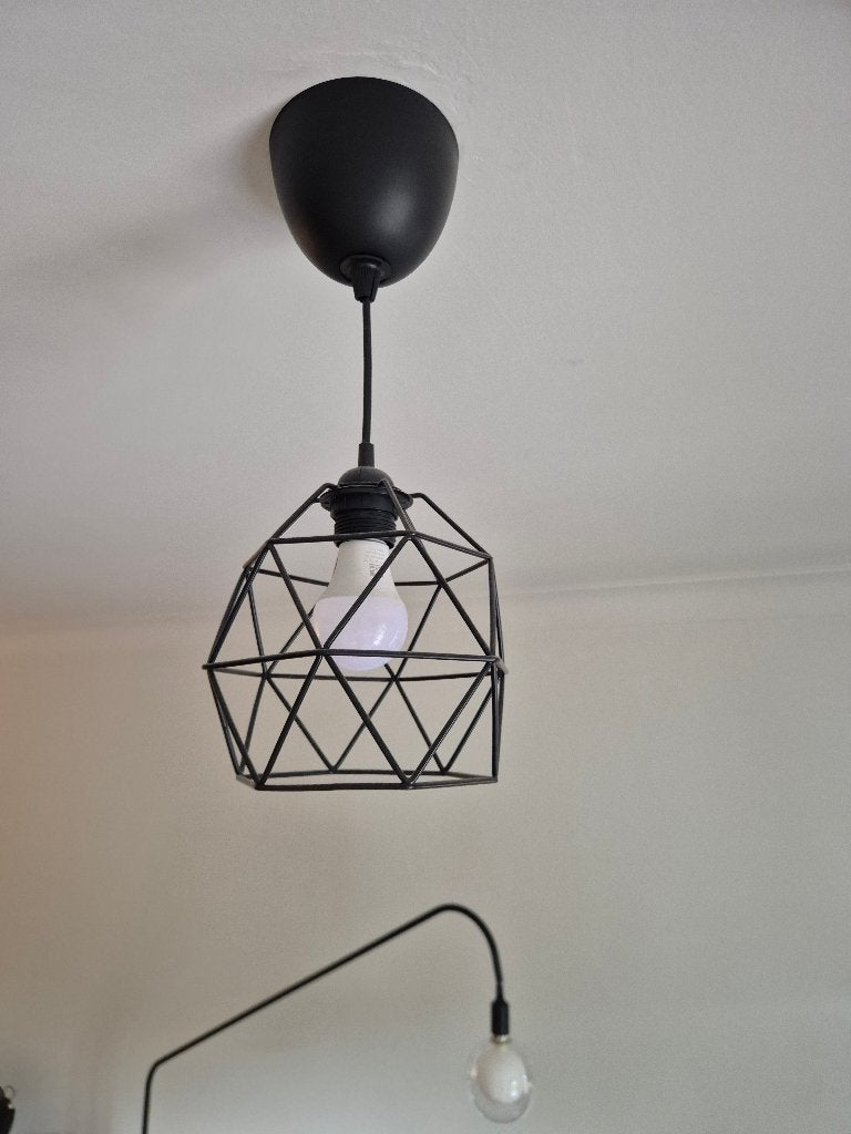 2x IKEA BRUNSTA Lampenkap (Zwart metaal, 20 cm), Huis en Inrichting, Ophalen, 25 tot 50 cm, Zwart, Plafondlamp, zwartt metaal, industriële look