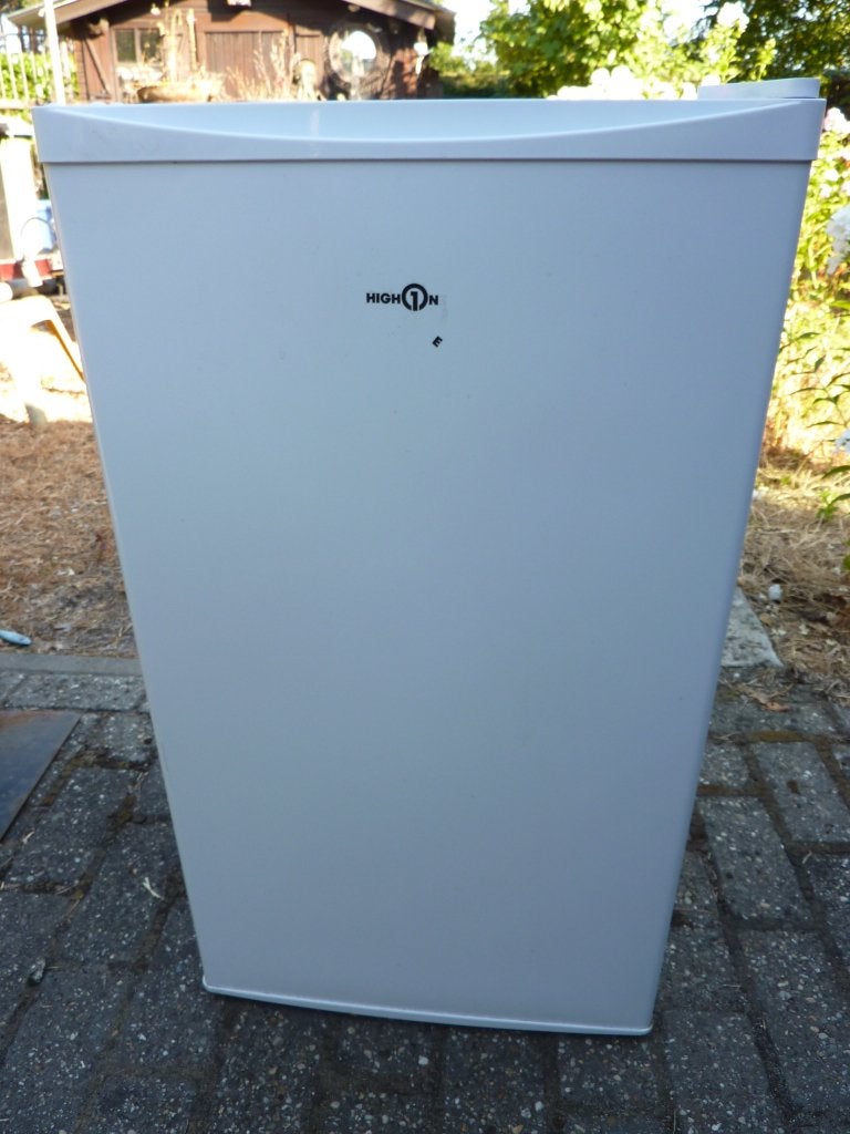 Klein tafelmodel koelkast , ideaal voor op studentenkot, Ophalen, Zo goed als nieuw, 45 tot 60 cm, Met vriesvak