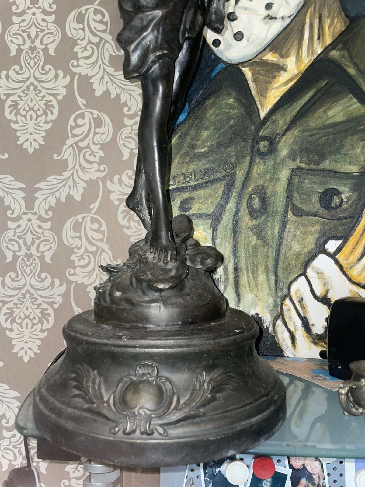 Antieke lamp met bronzen beeld, Enlèvement