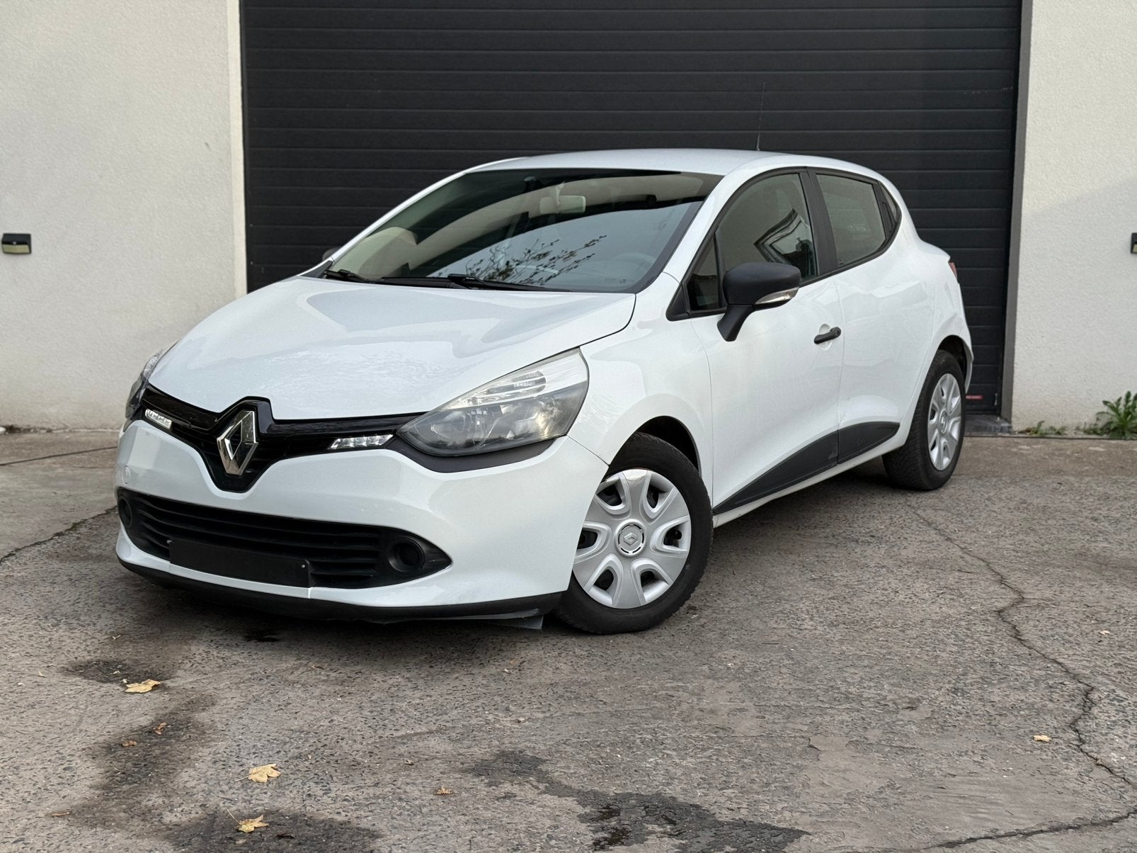 RENAULT CLIO 1.2  CARPLAY AIRCO 2 CLÉS AUCUN FRAIS À PRÉVOIR, Autos, Euro 5, Achat, Entreprise, Boîte manuelle