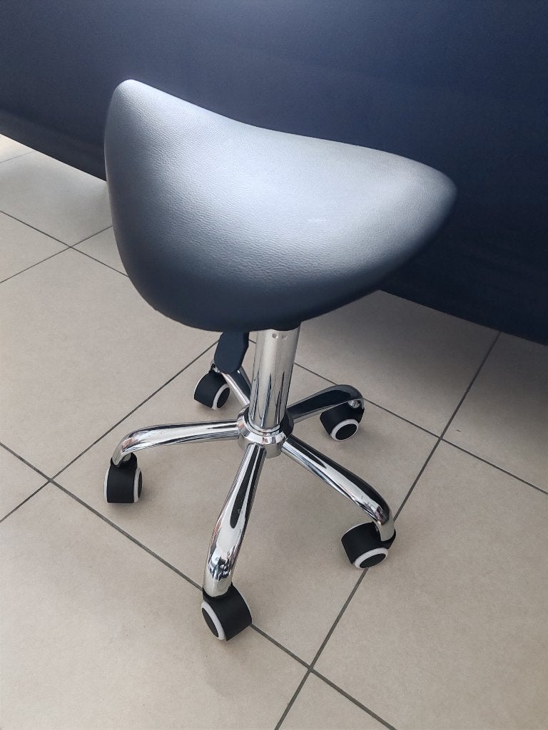 Table de massage, Sports & Fitness, Enlèvement, Comme neuf, Table de massage