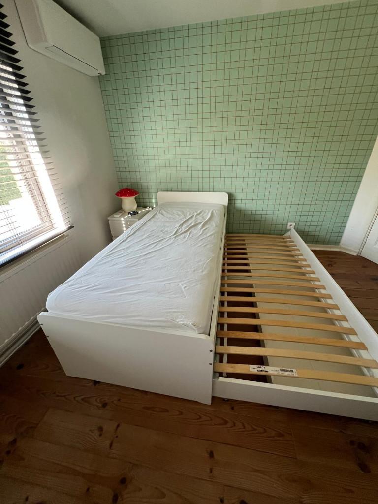 Lit simple avec lit gigogne et tiroirs, 90 cm, Une personne, Enlèvement, Utilisé