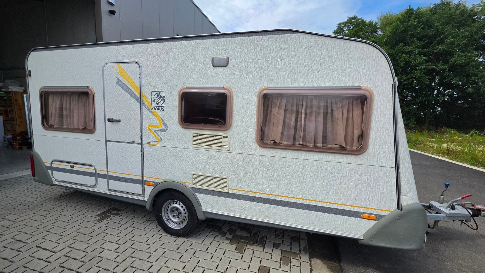 Knaus Sudwind 450a 2002 met voortent, Particulier, Knaus