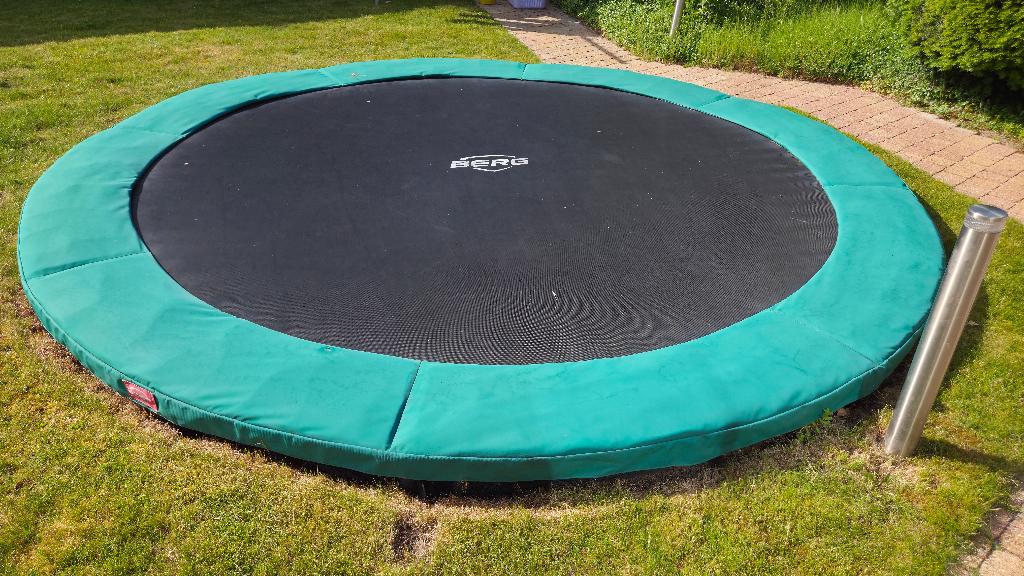 Trampoline Berg, Ophalen, Gebruikt