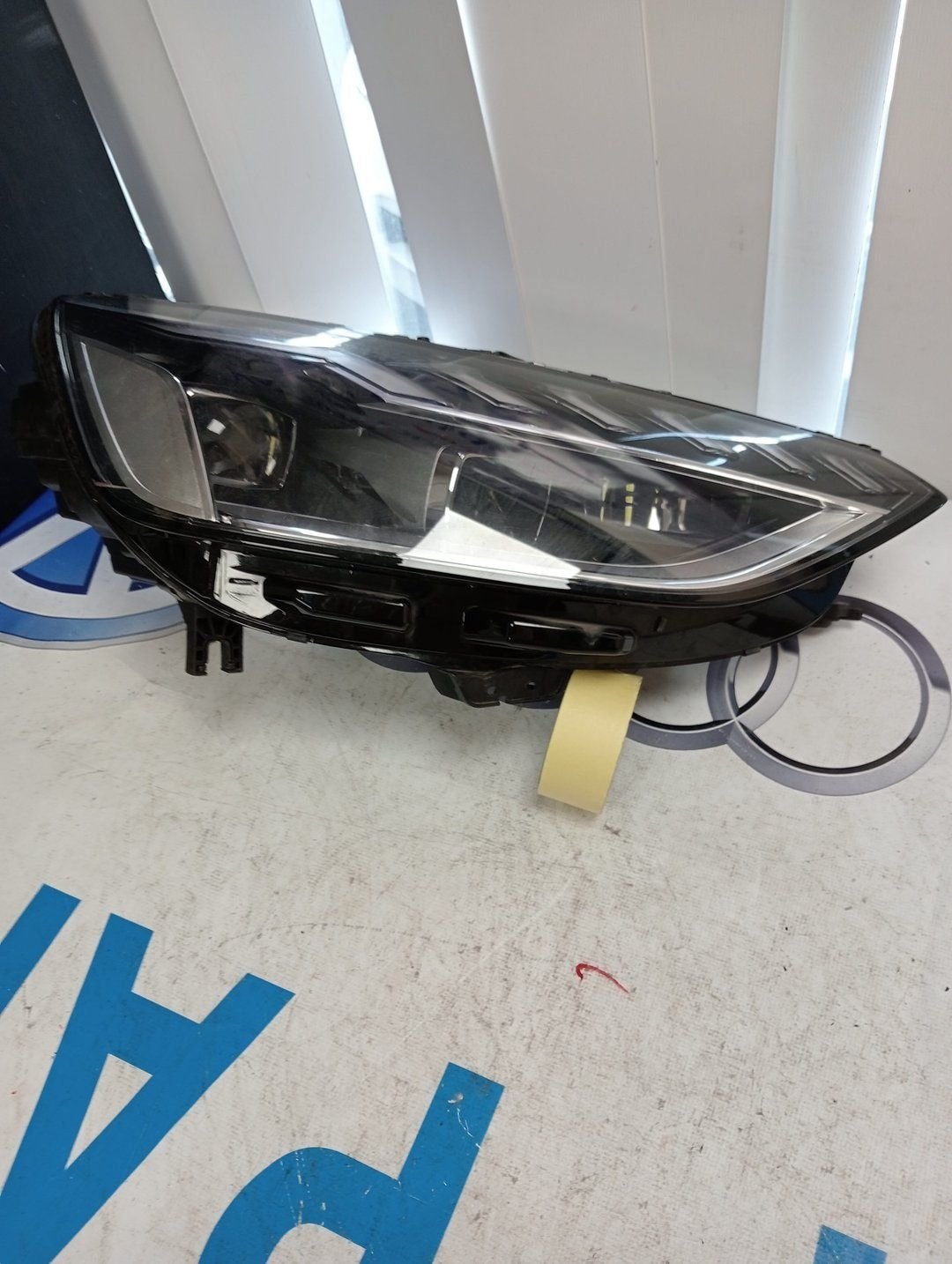 Audi A4 8W Facelift Koplamp VOLLED Rechts 8W0941034D, Gebruikt, -, -, -