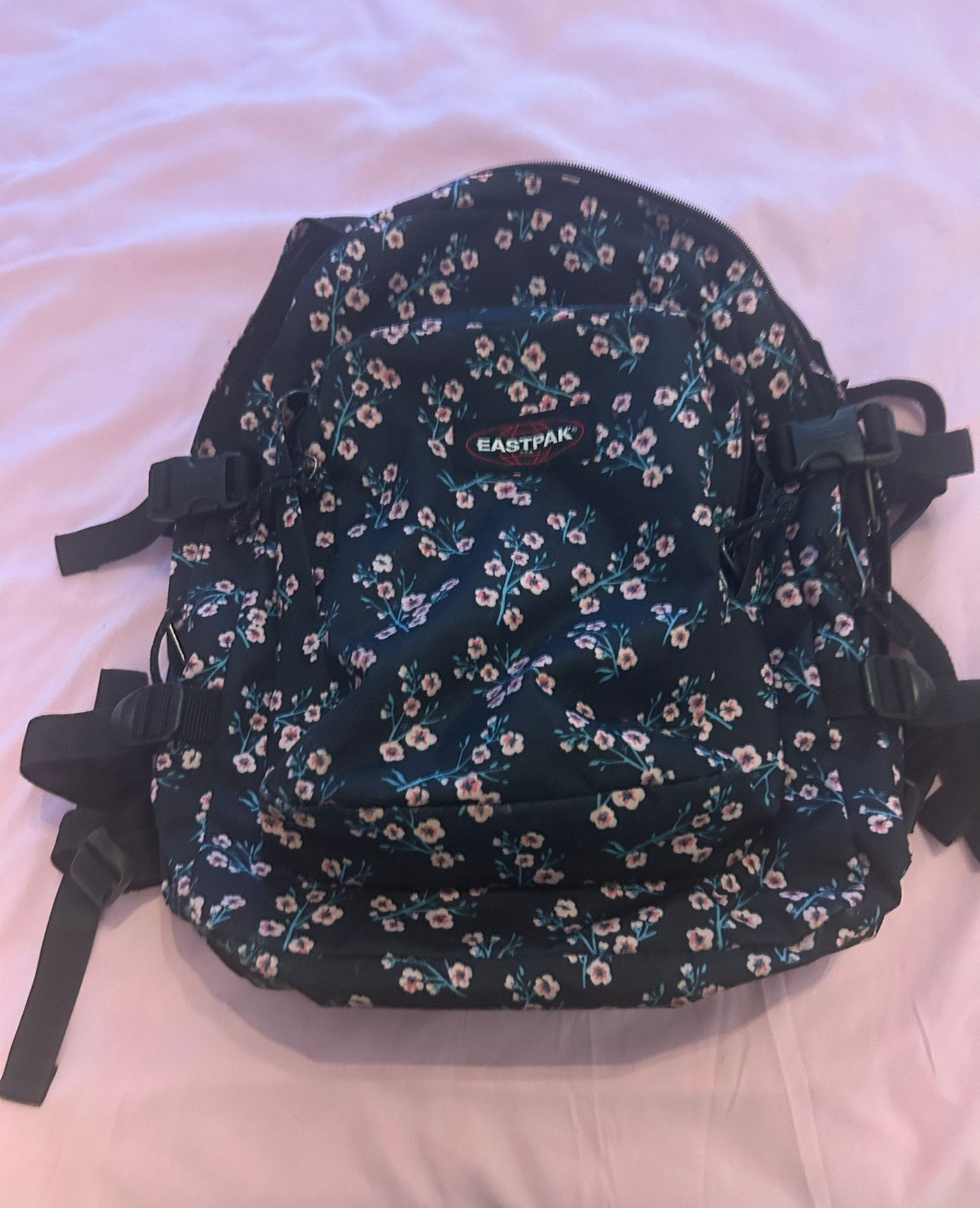 Grand sac a dos + plumier EASTPAK, Enlèvement, Comme neuf, Eastpak