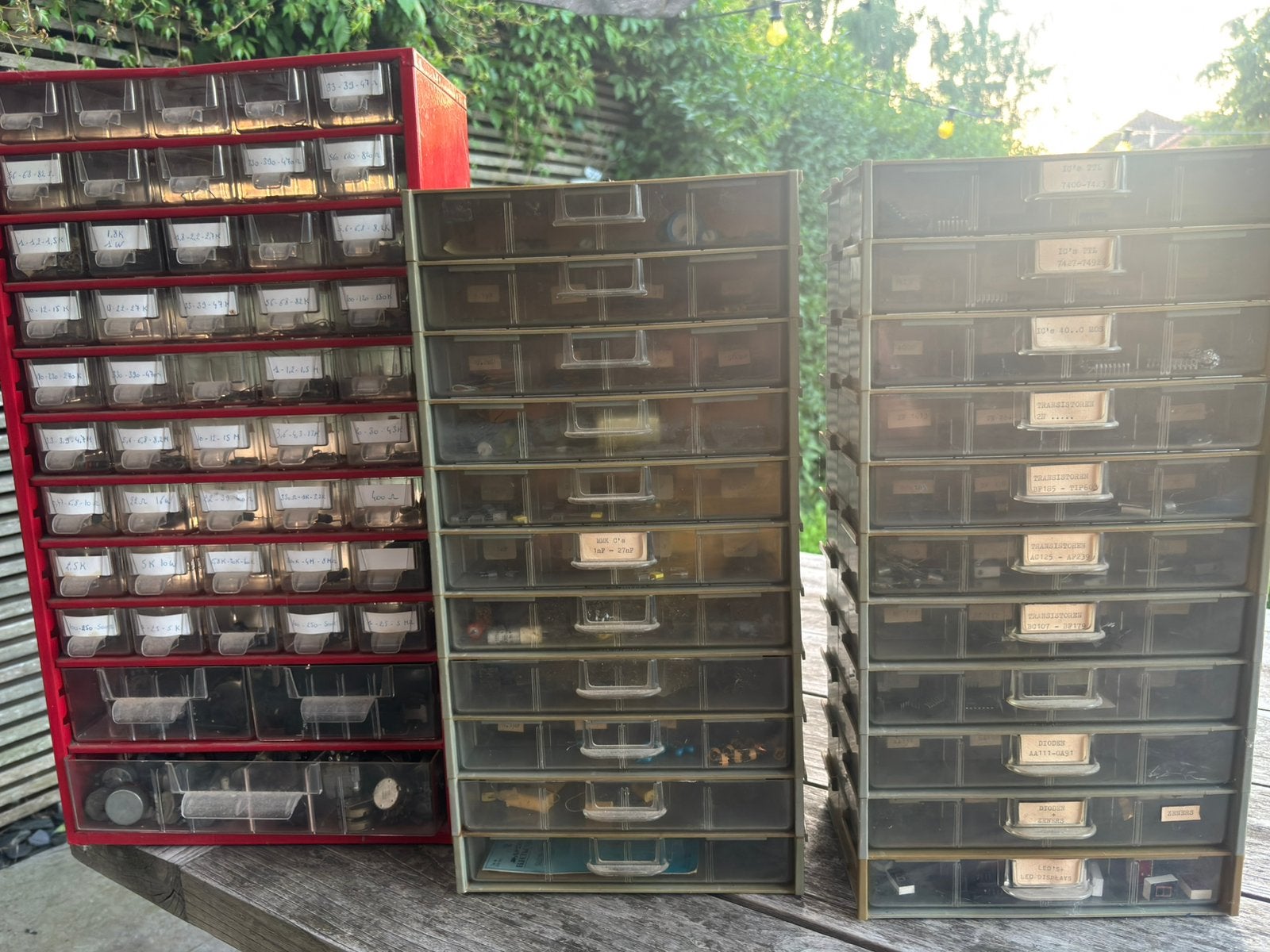 Groot lot Elektronica componenten, Ophalen, Zo goed als nieuw