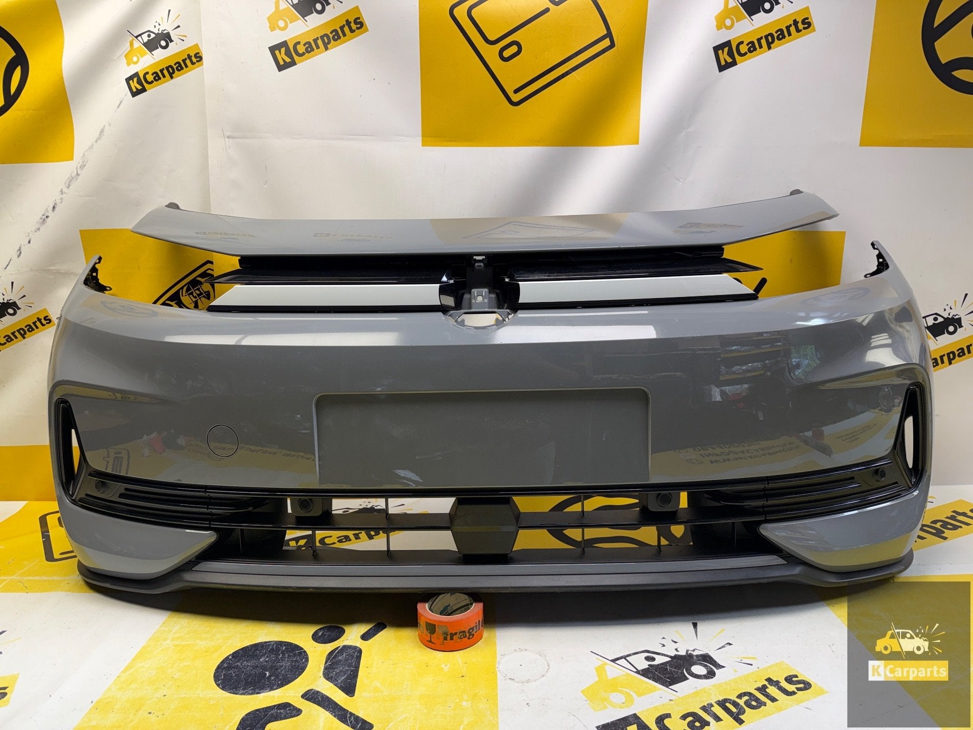 VW ID3 NEO VOORBUMPER 4PDC 10A807221C Facelift, Gebruikt, Volkswagen AG, Vw@volkswagen.de, Bumper