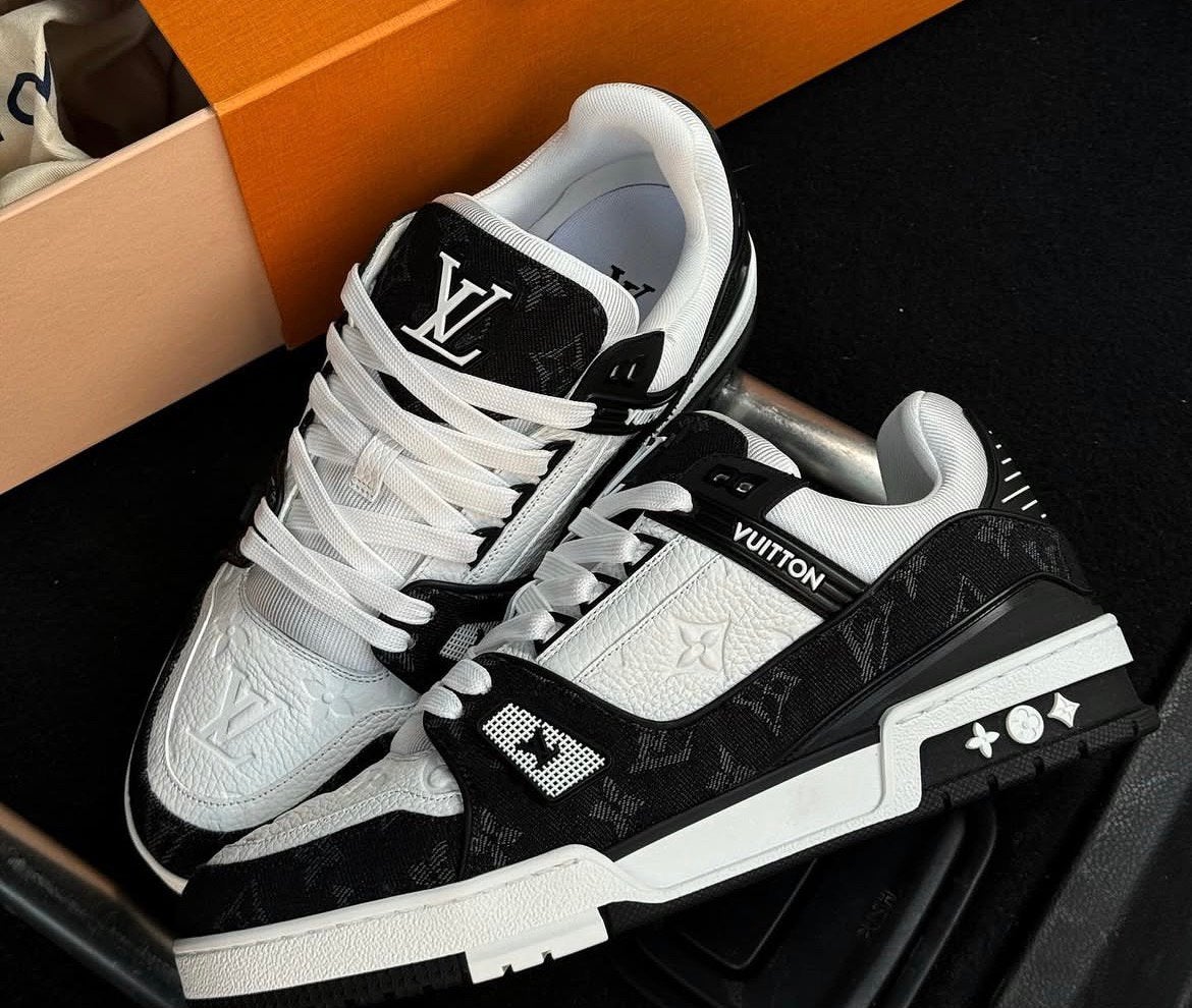 Nieuwe Louis Vuitton p40 sneaker, Ophalen of Verzenden, Zo goed als nieuw