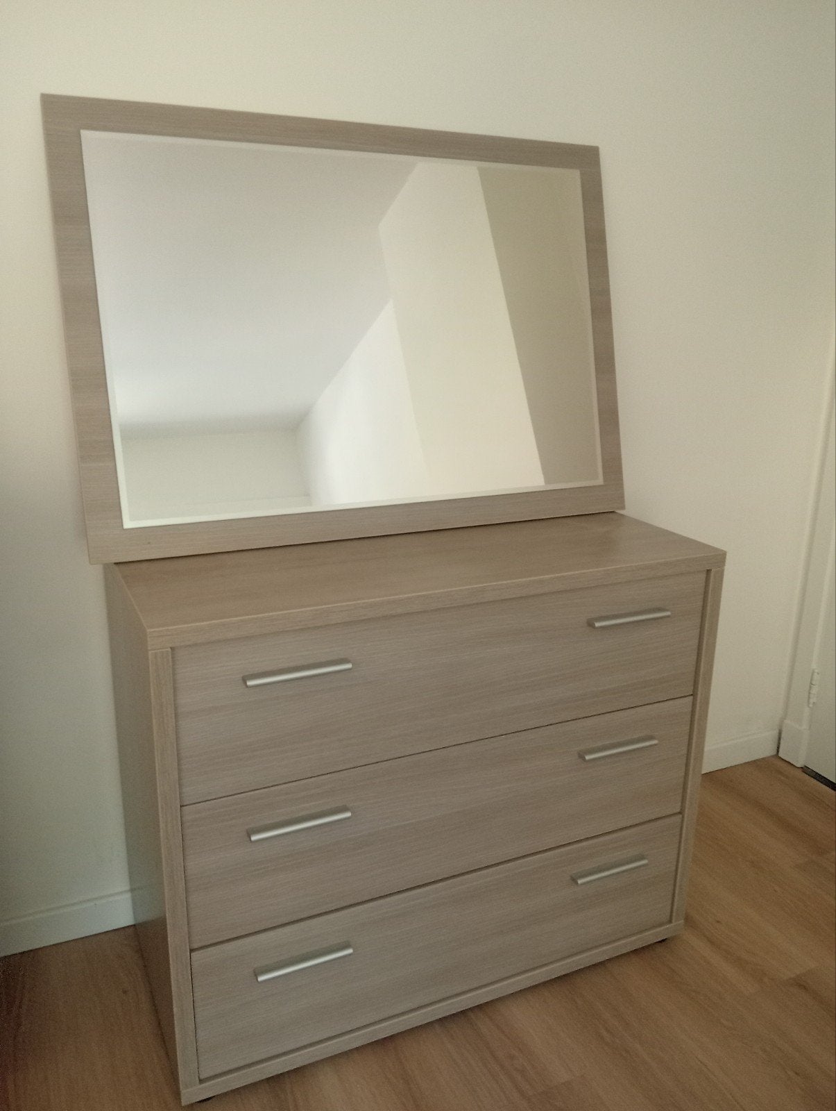 Commode met spiegel en nachtkastje, 3 ou 4 tiroirs, 25 à 50 cm, Moins de 100 cm, Enlèvement