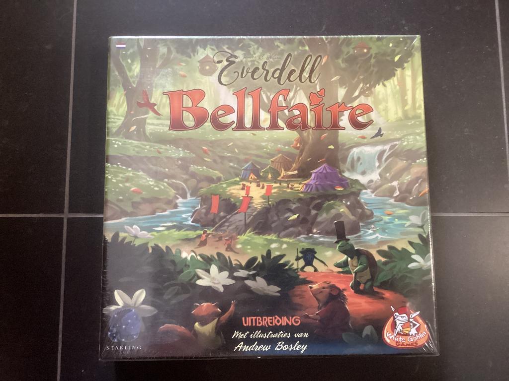 Everdell - Uitbreiding: Bellfaire Nieuw in de verpakking, Hobby en Vrije tijd, Gezelschapsspellen | Bordspellen, Ophalen of Verzenden