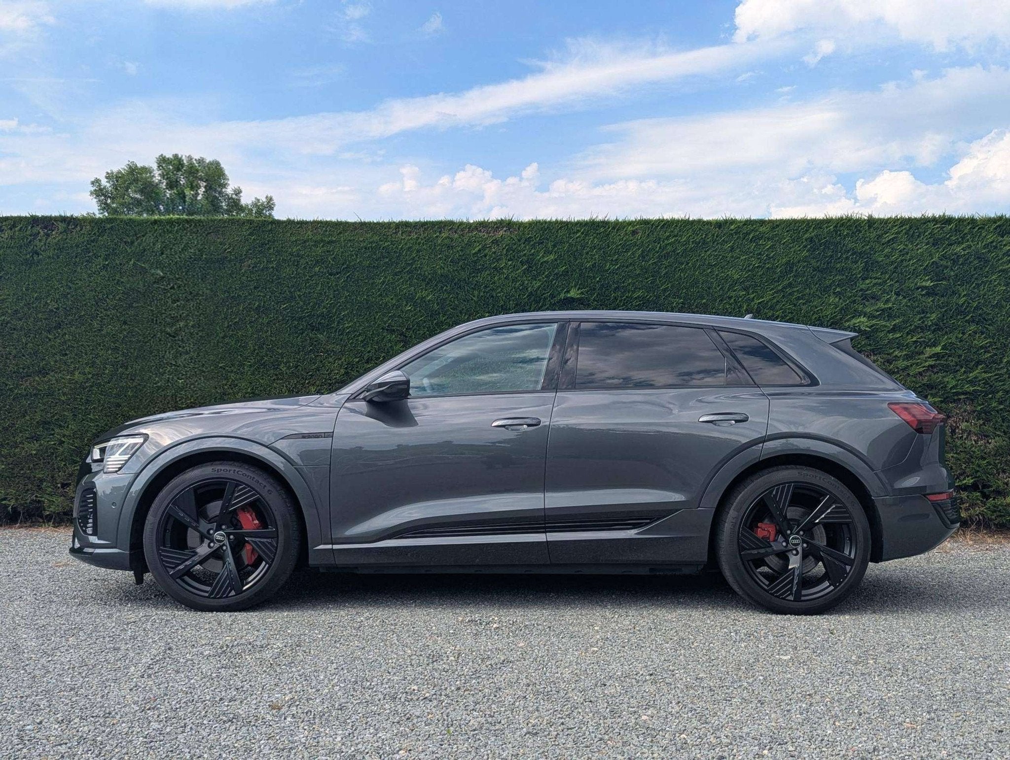 Audi Q8 e-tron !verkocht! 2x S-line- sportstuur- B&O -114 kW, Autos, Argent ou Gris, Achat, 408 ch, Entreprise