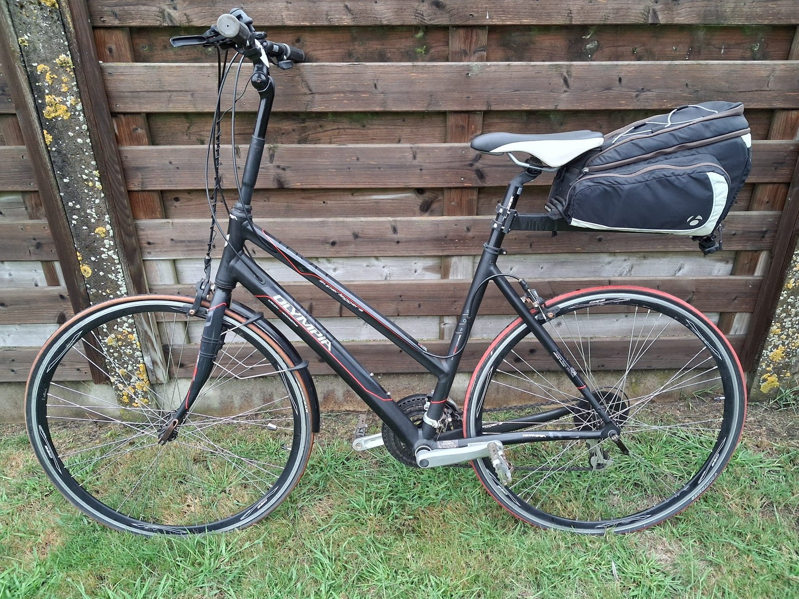 Vélo de sport Olympia, Enlèvement, Comme neuf, Vitesses