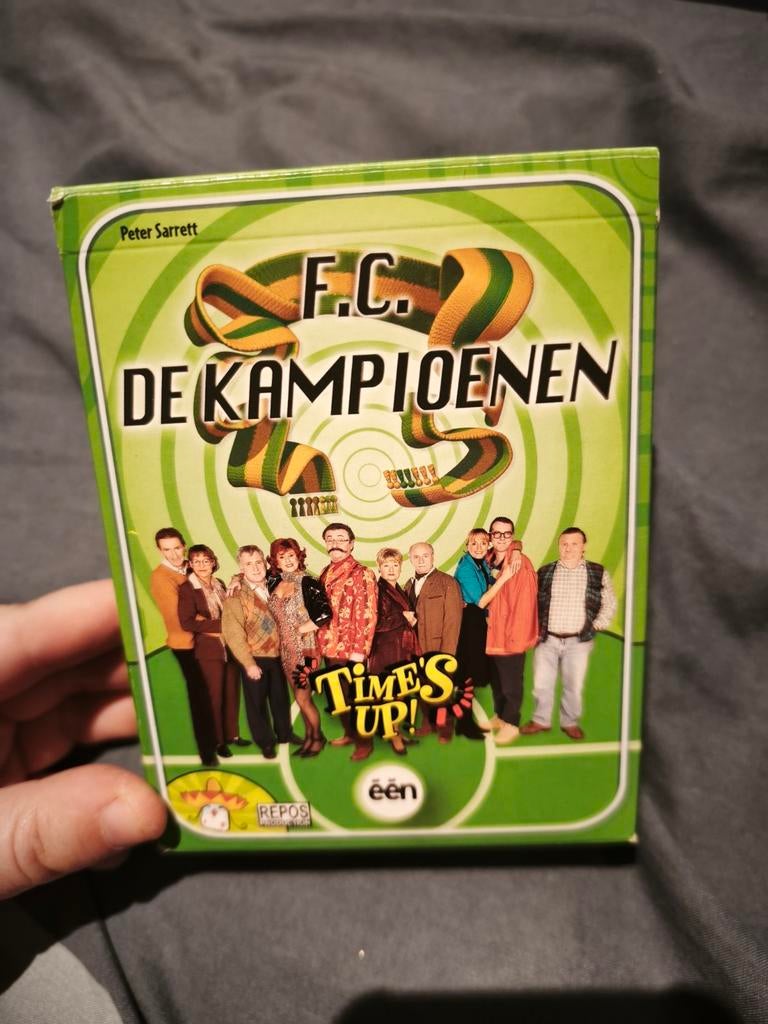 Fc de kampioenen times up, Enlèvement, Neuf