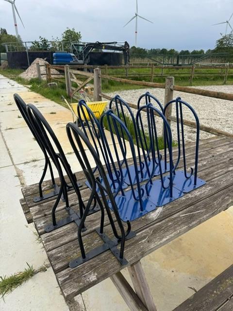 Zadelsteunen, in totaal 9 stuks, Dieren en Toebehoren, Ophalen, Gebruikt, Overige soorten