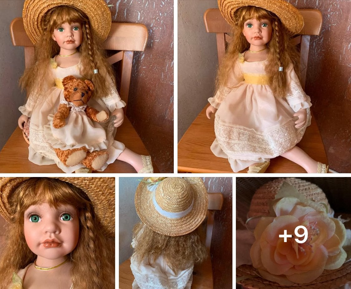 Disparaît 1/10/26.  Poupee et chaise haute pour enfant, Enlèvement, Comme neuf, Chaise de table