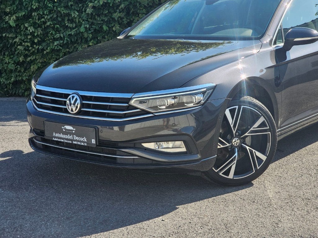 Volkswagen Passat 1.6 diesel STYLE | 19 POUCES | ATTELAGE, Autos, Volkswagen, Argent ou Gris, Achat, Entreprise, Entretenue par le concessionnaire