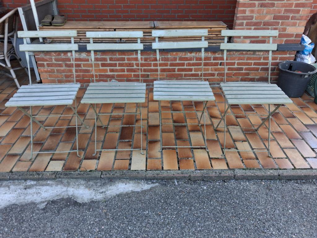 4 oude yzeren stoelen, Tuin en Terras, Ophalen