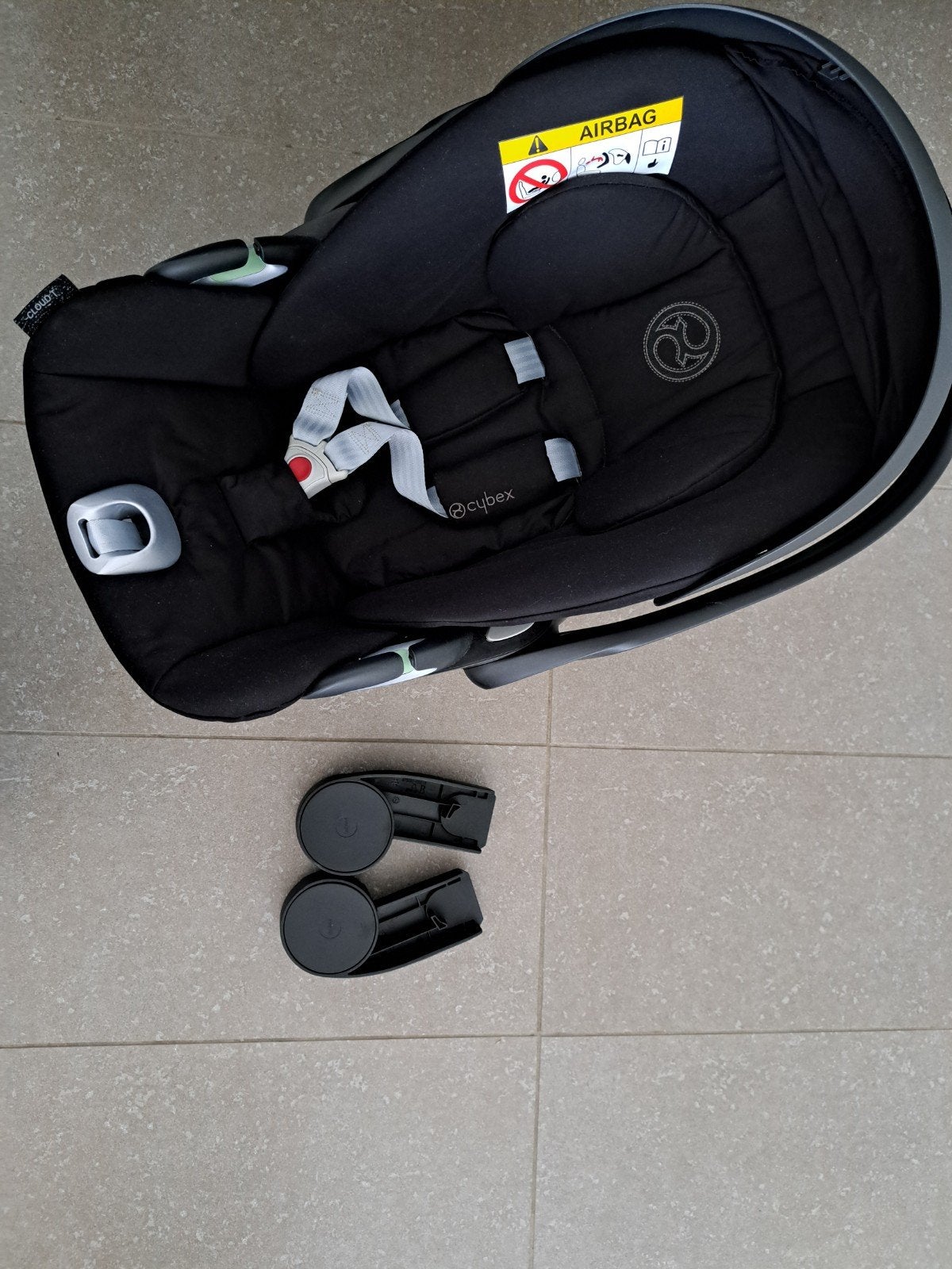 Cybex Cloud T i-Size autostoel/babyzitje (zwart), Ophalen