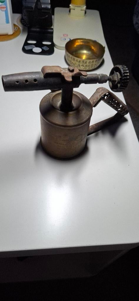 Authentieke zaklamp Maxi Sivert Zweden type 211 1/2 l, Antiek en Kunst, Ophalen, Koper