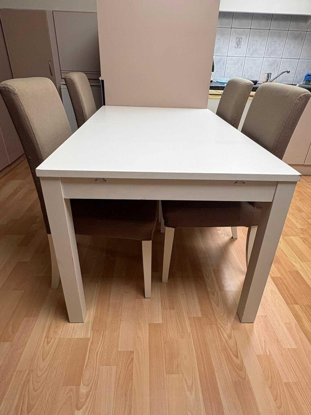 Uitschuifbare tafel plus stoelen, Enlèvement, Utilisé