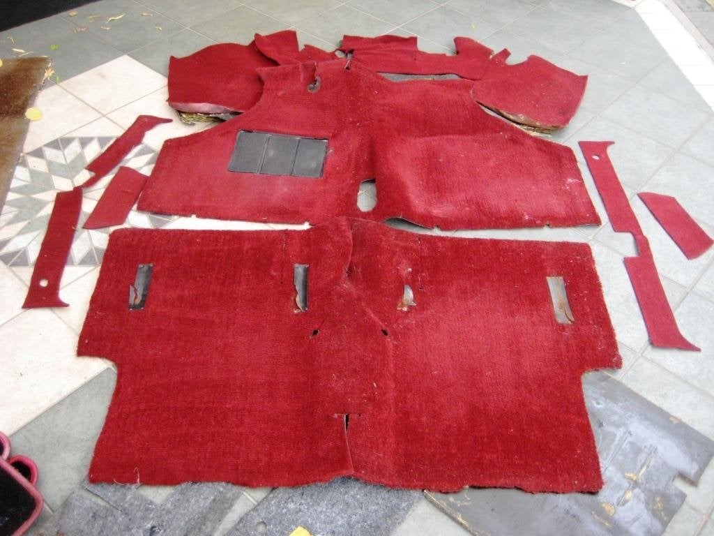 Set tapijten, ROOD ronde tunnel pre 1973 Classic Mini, Auto-onderdelen, Ophalen, Nieuw, Austin