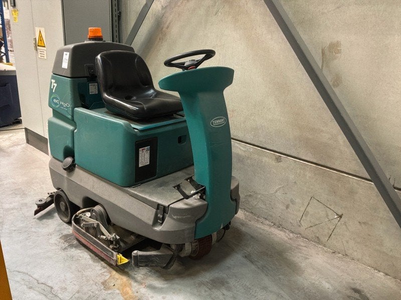 2012 Tennant T7 Vloerreiniger