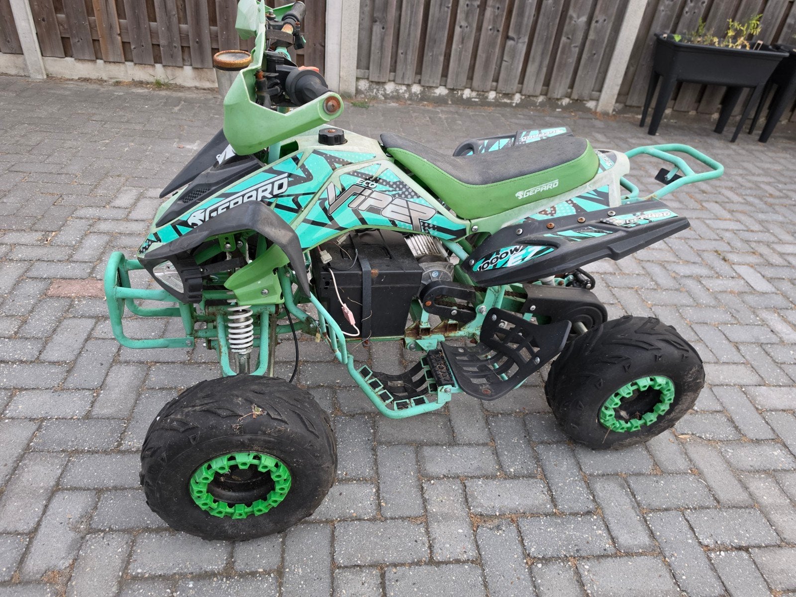 Elektrische quad loop of sloop € 200, Fietsen en Brommers, Minibikes, Midibikes en Pitbikes, Ophalen