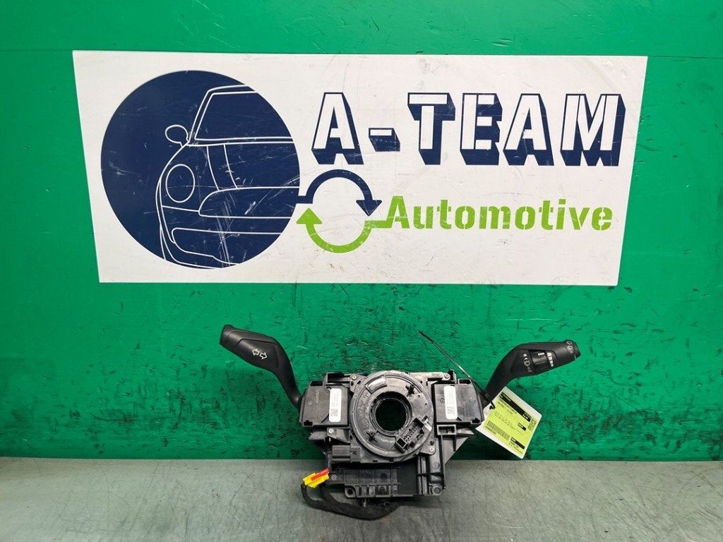 COMBINE COMMODO Ford Focus 3 Wagon (|BV6T13N064AF|), Henry-Ford-Straße  1
50735  Köln, DE, Ford-Werke GmbH, Kunden@ford.com, Ford