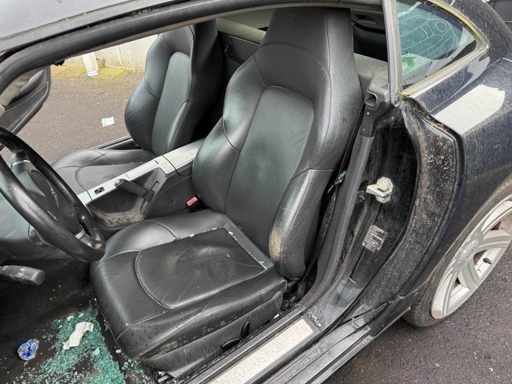 STOEL LINKS VOOR Chrysler Crossfire (01-2003/12-2008), Auto-onderdelen, Interieur en Bekleding, Taurusavenue 1
2132 LS  Hoofddorp, NL