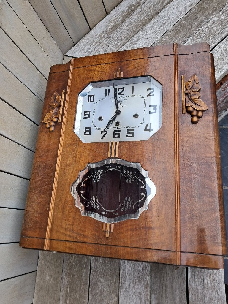 horloge bin ham, Enlèvement