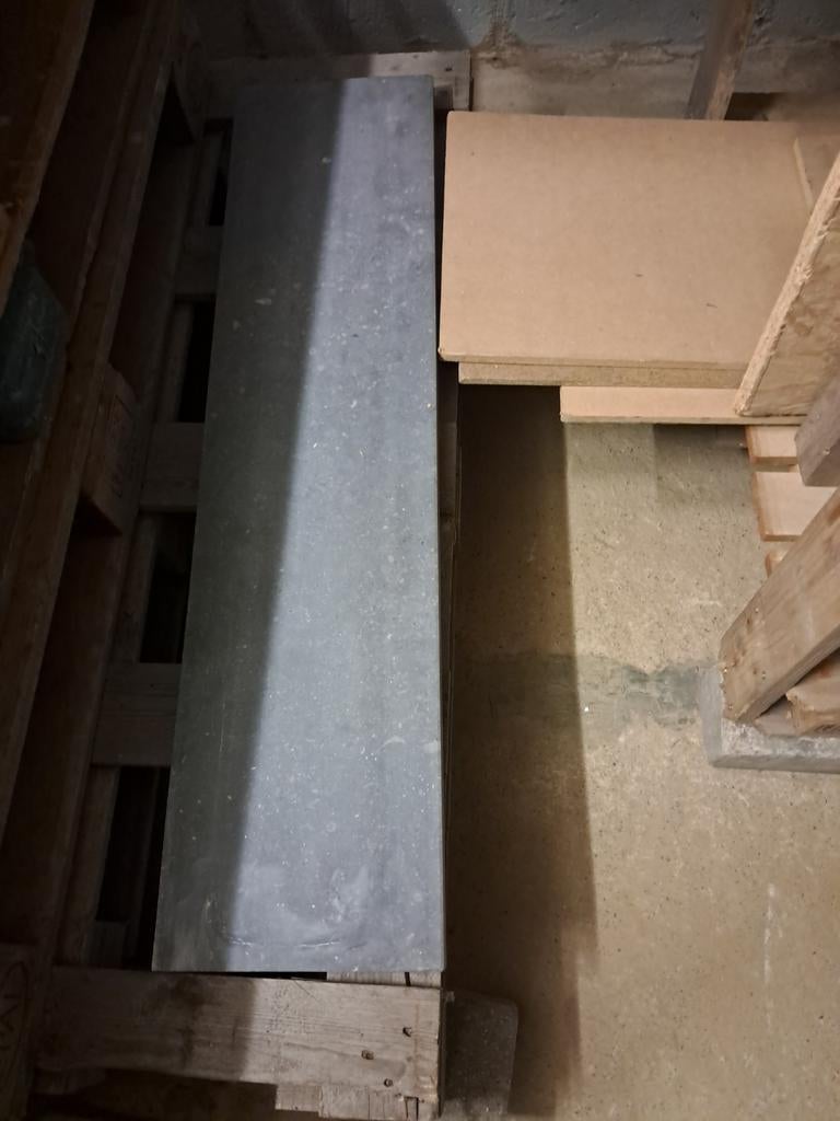 Seuil, Bricolage & Construction, Briques