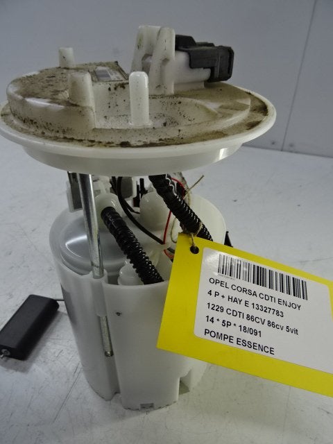 BRANDSTOFPOMP Opel Corsa D (01-2006/12-2014) (13327783), Gebruikt, Opel