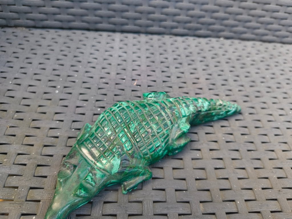 Crocodile/alligator en malachite sculpté à la main 20 cm, Antiquités & Art, Vert, Fait main, Enlèvement, Statue