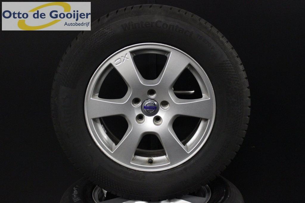 Originele Volvo XC60 Velgen 17 Inch Winterbanden NIEUWE BAND, Auto-onderdelen, Ophalen, Gebruikt, -, -