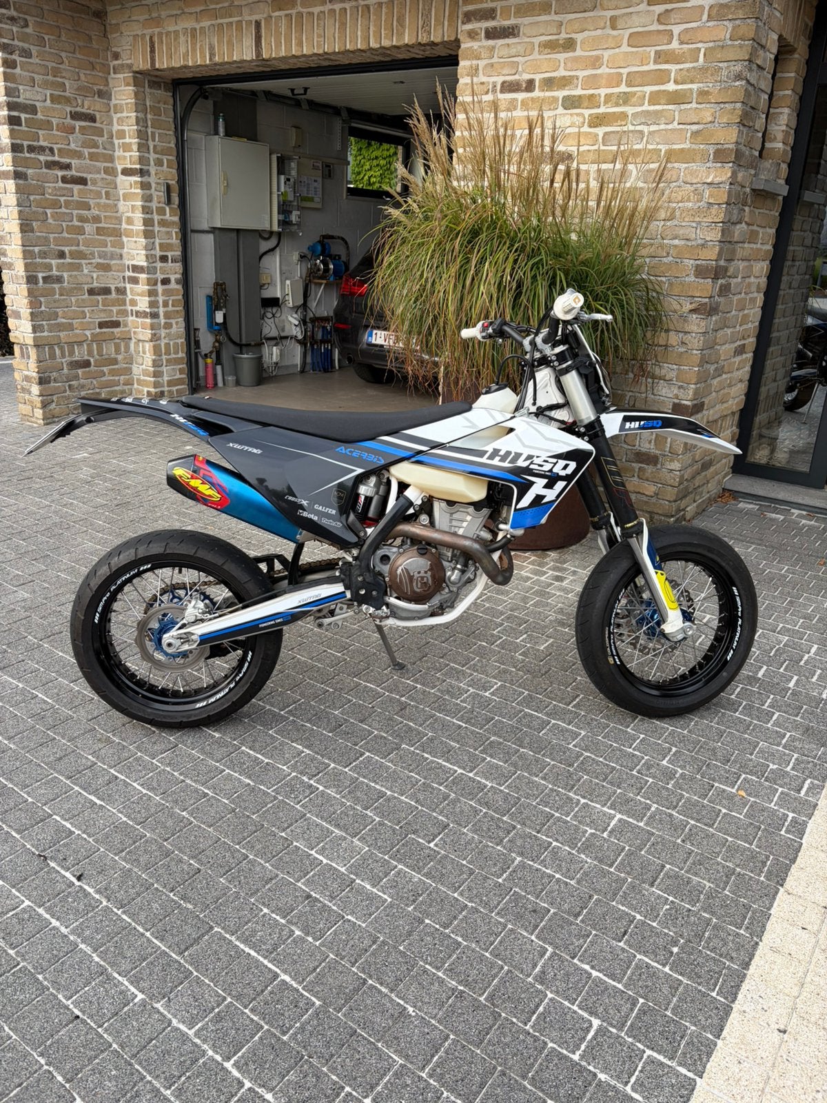husqvarna 350, Motoren, Particulier, SuperMoto
