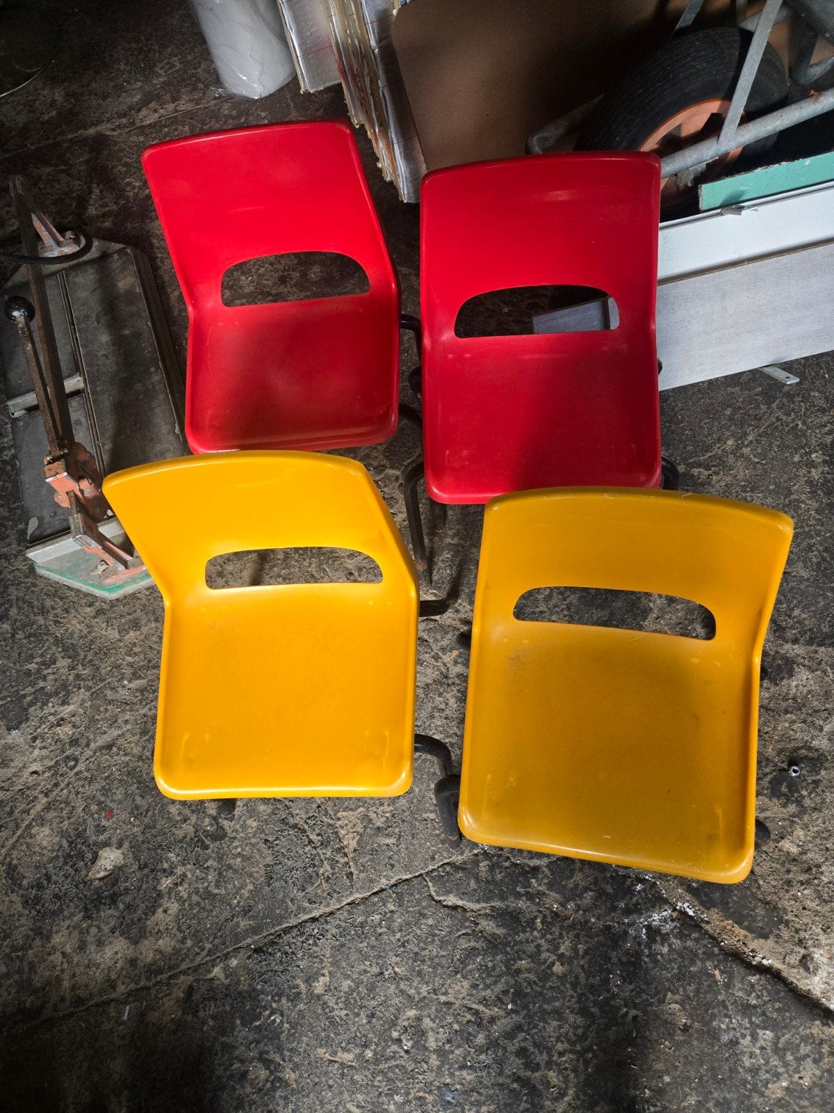 4 chaisse vintage d école  maternelle, Enlèvement ou Envoi