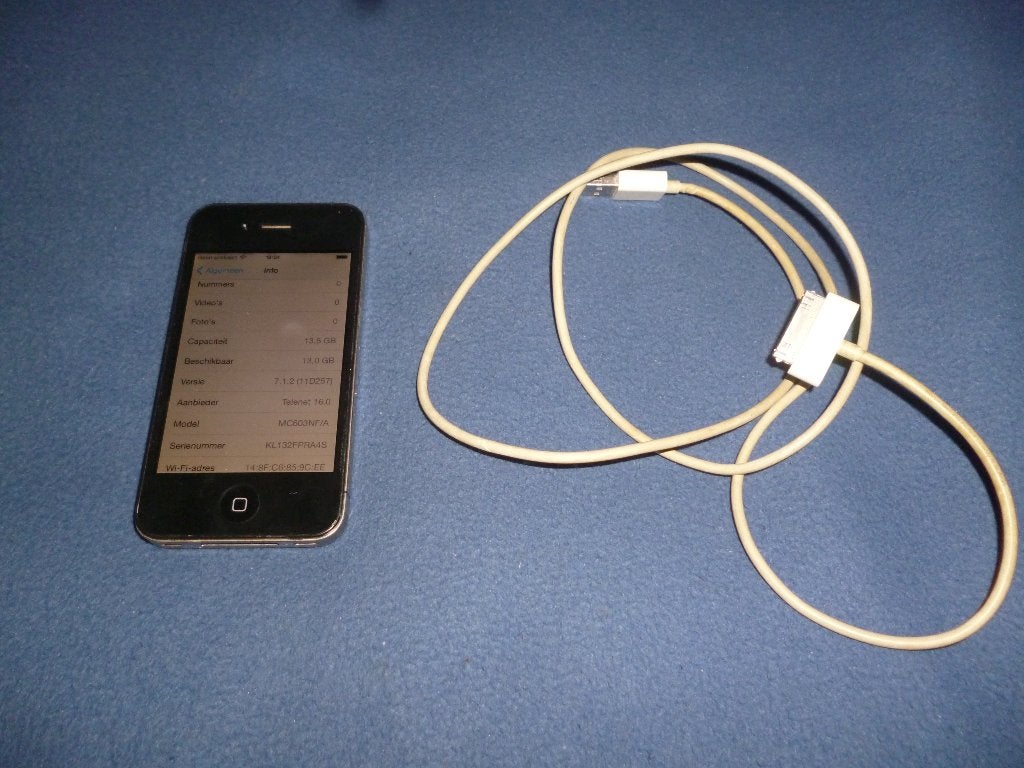 iPhone 4 16 GB met laadkabel, Telecommunicatie, Mobiele telefoons | Apple iPhone, Ophalen, 16 GB, IPhone 4S